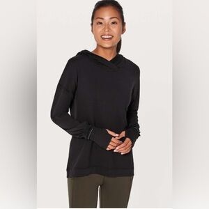 Lululemon Extra Mile pullover hoodie cuffins thumbholes loose fit reflective run